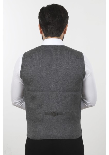 Erkek Dar Kesim Triko Yelek fırsatları