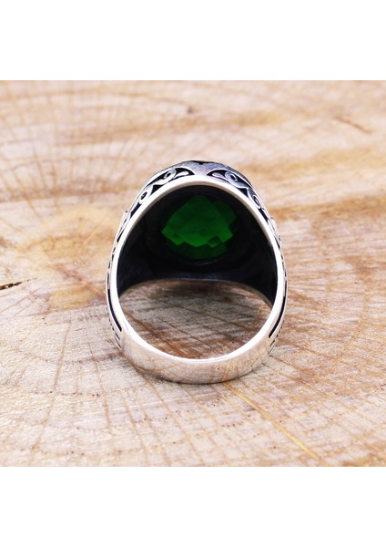 925 Ayar Gümüş Yeşil Zirkon Taşlı Çapalı Oval Erkek Yüzük modelleri