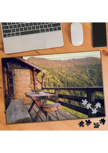 Tahta Evin Balkonu ve Çam Ağaçları 240 Parça Puzzle YAPBOZ-75129