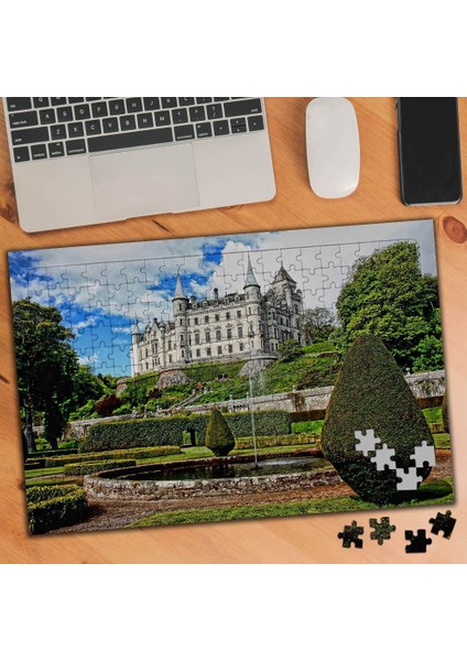 Şato Ev - Peyzaj Bahçesi 240 Parça Puzzle YAPBOZ-75287