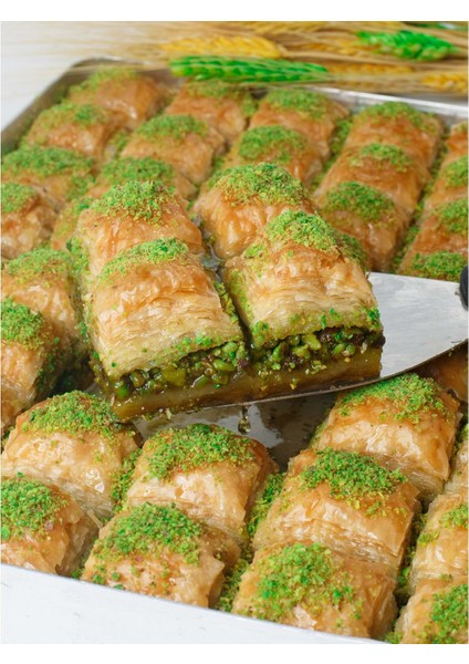 Fıstıklı Baklava 1 kg