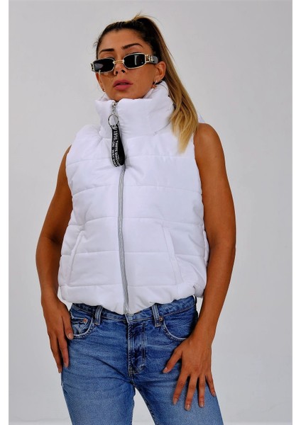 Kadın Beyaz Dik Yaka Beli Lastikli Cepli Kısa Şişme Yelek fiyatları