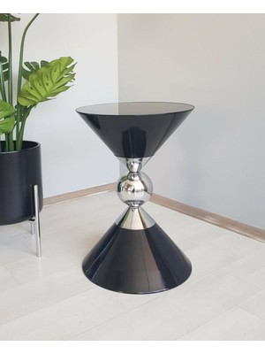 Evden İste Dekoratif Piramit Siyah Parlak Model Krom Sehpa