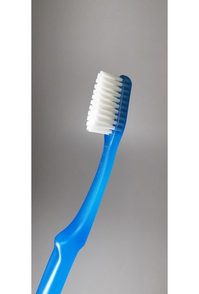 Pearldent 3040+ Soft Kapaklı Diş Fırçası Orta