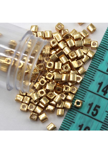 Boncuk Kare 3 mm No: 24 modelleri