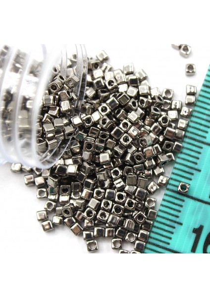 Boncuk Kare 1,8 mm No: 25 modelleri