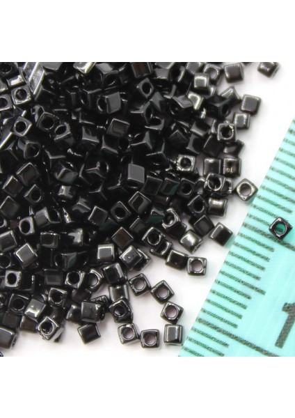 Boncuk Kare 1,8 mm No: 4 fırsatları