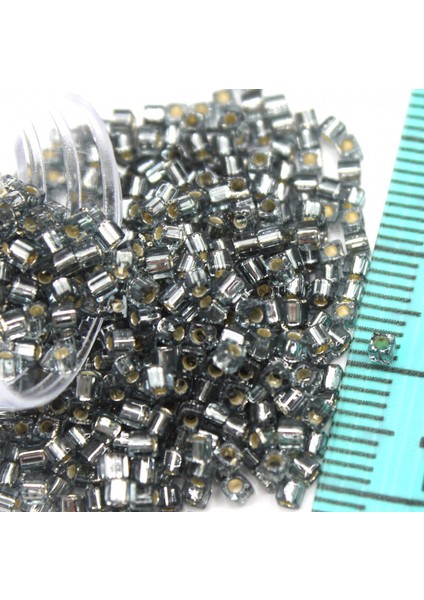 Boncuk Kare 1,8 mm No: 23