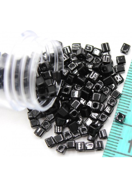 Boncuk Kare 3 mm No: 1