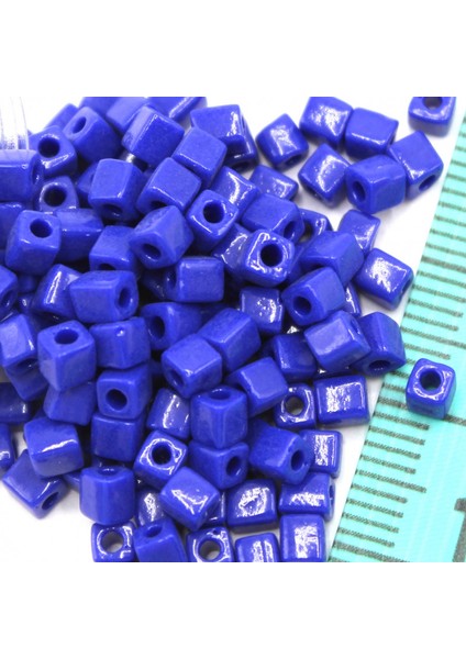 Boncuk Kare 3 mm No: 14