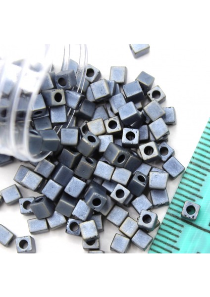 Boncuk Kare 3 mm No: 9