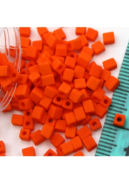 Boncuk Kare 3 mm No: 29 fırsatları