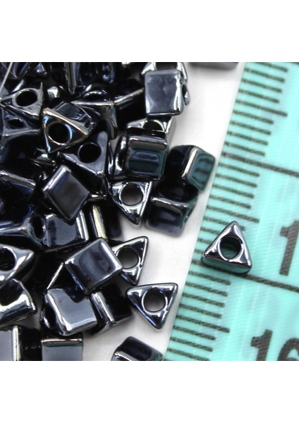 Boncuk Üçgen 5-00 No: 10 modelleri