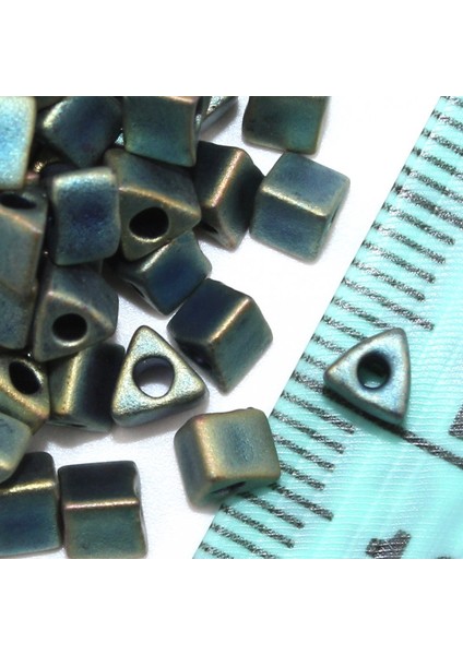 Boncuk Üçgen 5-00 No: 2 modelleri