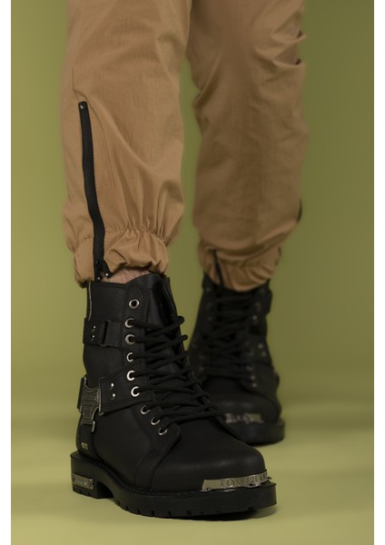 Siyah Bot 0012536 fırsatları