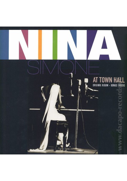 Plak - Nına Sımone At Town Hall
