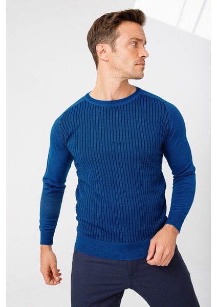 Erkek Önü Çizgili Triko Kazak Saks fırsatları