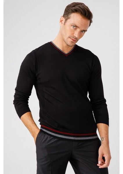 Erkek Yaka Kenarı Çizgili V Yaka Kazak Siyah indirimleri