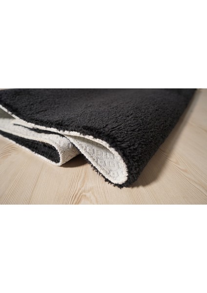 Siyah Renk Yumuşak Dokulu Kaymaz Taban Peluş Halı-Yolluk modelleri