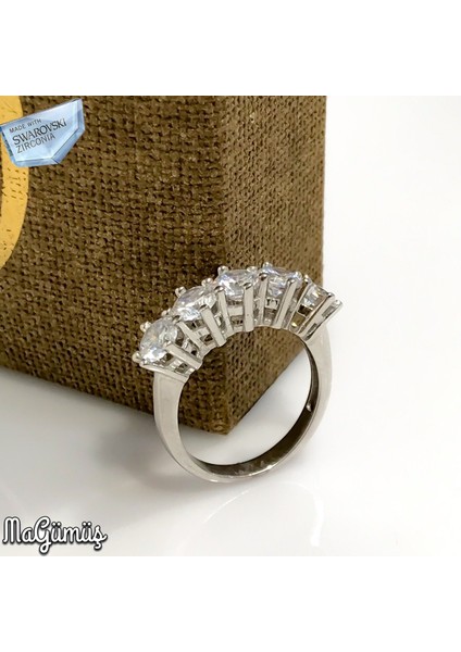 Swarovski Modeli Zirkon 5 Beştaş Altın Tasarım Gümüş Yüzük