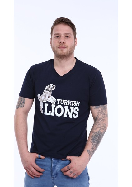 Şahlanan Kangal Baskı V Yaka T-Shirt