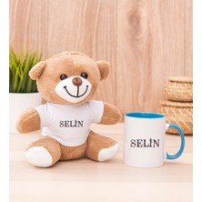 Hediye Dükkanı Kişiye Özel Çiçek Harf Tasarım Isim Yazılı Mavi Kupa Bardak ve Peluş Ayıcık