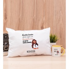 Hediye Dükkanı Kişiye Özel Alışıkın Değilsindir Tasarım Esprili Sarı Kupa Bardak ve Dikdörtgen Yastık