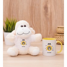Hediye Dükkanı Kişiye Özel Aslan Burcuna Hediye Sarı Kupa Bardak ve Peluş Koyun