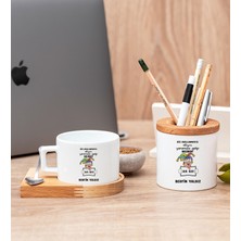 Hediye Dükkanı Kişiye Özel Biz Akıllanmayız Tasarım Esprili  Ahşap Altlıklı Fincan ve Kalemlik