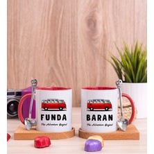 Hediye Dükkanı Kişiye Özel Vosvos Minibüs Tasarımlı Ikili Ahşap Altlıklı Kırmızı Kupa Bardak