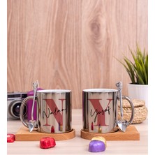 Hediye Dükkanı Kişiye Özel Baş Harfli Üzeri Isim Yazılı Ikili Ahşap Altlıklı Silver Kupa Bardak