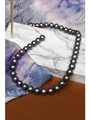 Pearls in Ocean Siyah Renk Inci Kolye Joy Serisi 405