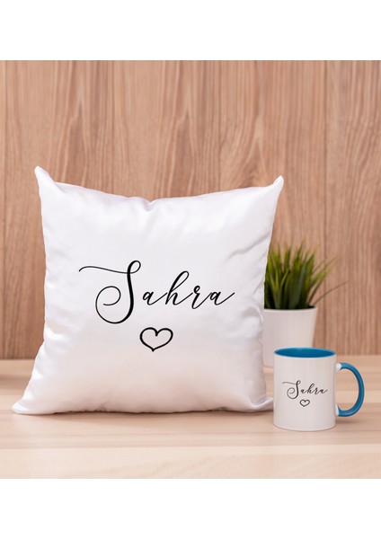 Kişiye Özel El Yazısı Tasarımlı Isimli Mavi Kupa Bardak ve Kare Yastık