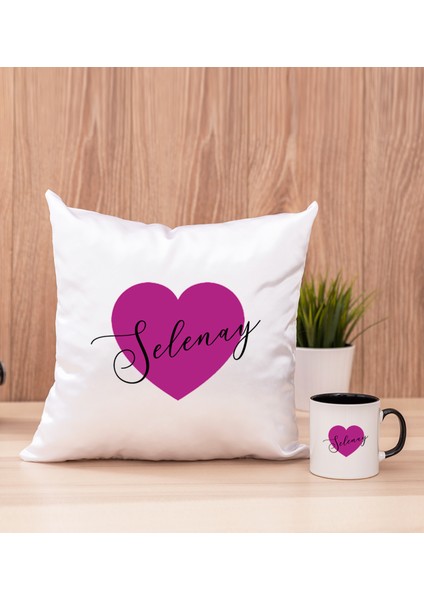 Kişiye Özel Mor Kalpli Isimli Siyah Kupa Bardak ve Kare Yastık