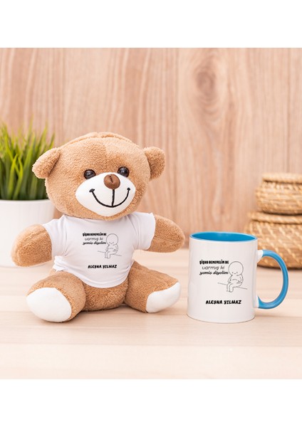 Kişiye Özel Varmış Ki Yemiş Diyelim Esprili Mavi Kupa Bardak ve Peluş Ayıcık