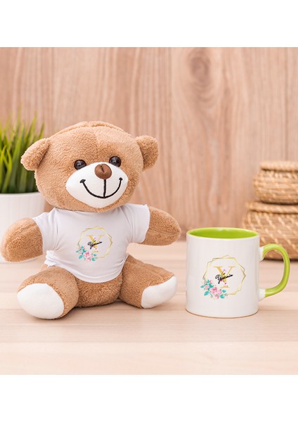 Kişiye Özel Geometrik Yaldız Tasarımlı Isimli Yeşil Kupa Bardak ve Peluş Ayıcık