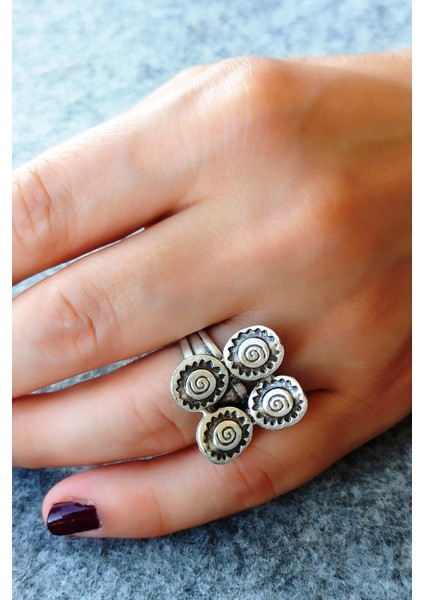 Antik Gümüş Kaplama Motif Şekilli El Yapımı Ayarlanabilir Yüzük