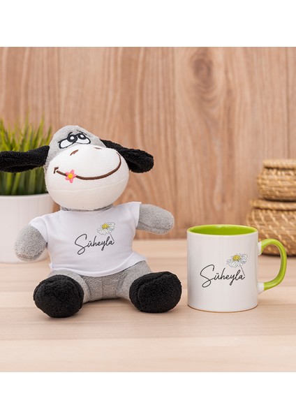 Kişiye Özel Papatya Tasarımlı Isimli Yeşil Kupa Bardak ve Peluş Eşek