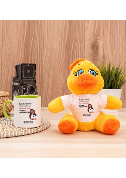 Kişiye Özel Alışıkın Değilsindir Tasarım Esprili Yeşil Kupa Bardak ve Peluş Civciv