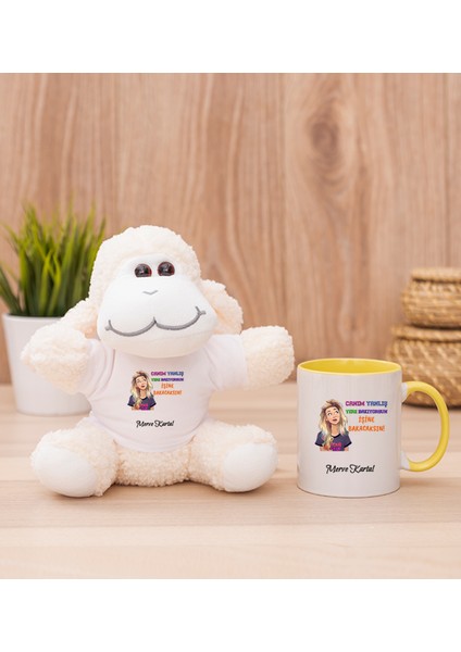 Kişiye Özel Işine Bakıcaksın Tasarım Esprili Sarı Kupa Bardak ve Peluş Koyun