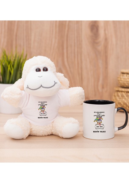 Kişiye Özel Biz Akıllanmayız Tasarım Esprili Siyah Kupa Bardak ve Peluş Koyun