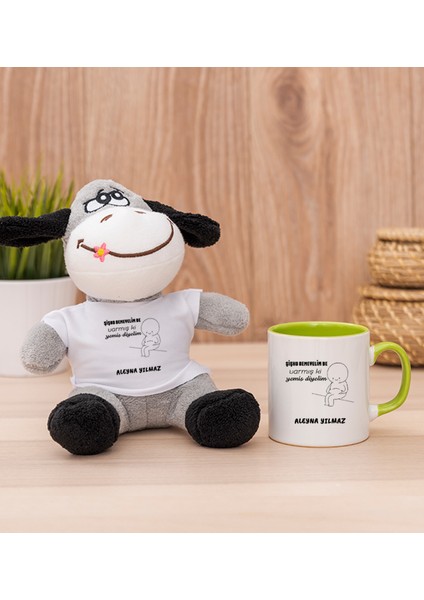 Kişiye Özel Varmış Ki Yemiş Diyelim Esprili Yeşil Kupa Bardak ve Peluş Eşek
