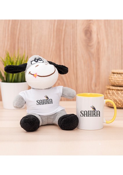 Kişiye Özel Minik Serçe Isim Yazılı Sarı Kupa Bardak ve Peluş Eşek