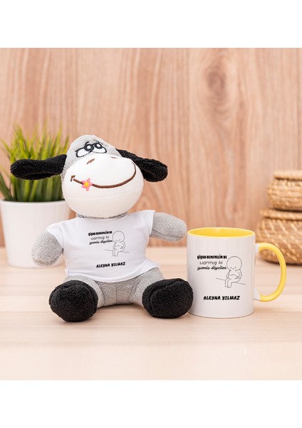 Kişiye Özel Varmış Ki Yemiş Diyelim Esprili Sarı Kupa Bardak ve Peluş Eşek