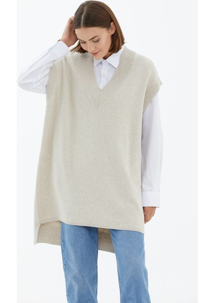V Yaka Uzun Triko Süveter - Açık Bej