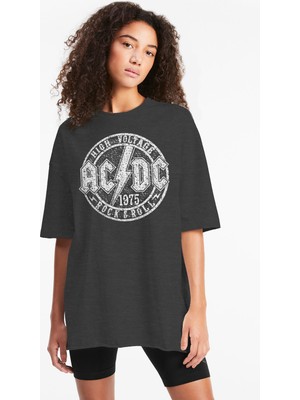 Rock&Roll Dairede Acdc Oversize Antrasit Kısa Kollu Kadın T-Shirt