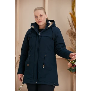 Bel Bağcık Detaylı Kapşonlu Büyük Beden Lacivert Kaban