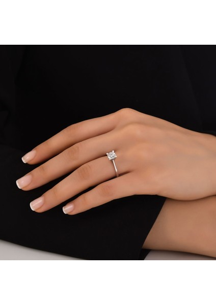 0,90CT Pırlanta Tektaş YÜZÜK-18K fiyatları