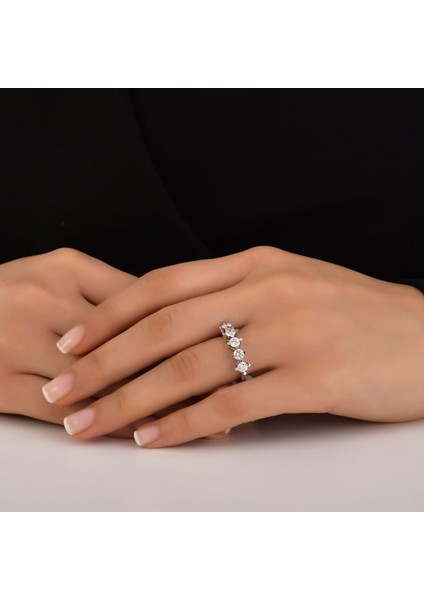 0,62CT Pırlanta Beştaş YÜZÜK-14K fiyatları