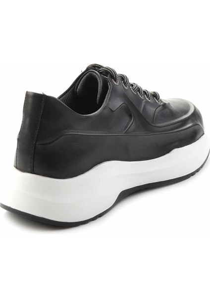 Sneaker fırsatları